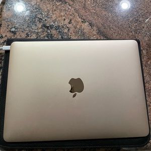 Rose Gold 12 inch MacBook , 250gb 8mb
